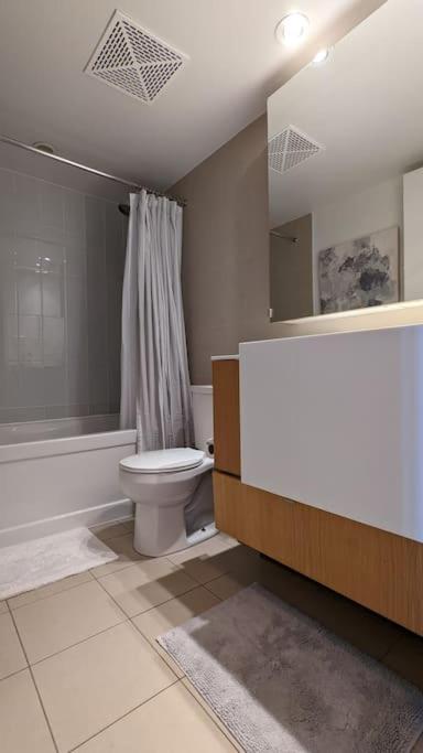 Lovely 2 Bed Condo In Downtown Toronto Eksteriør bilde
